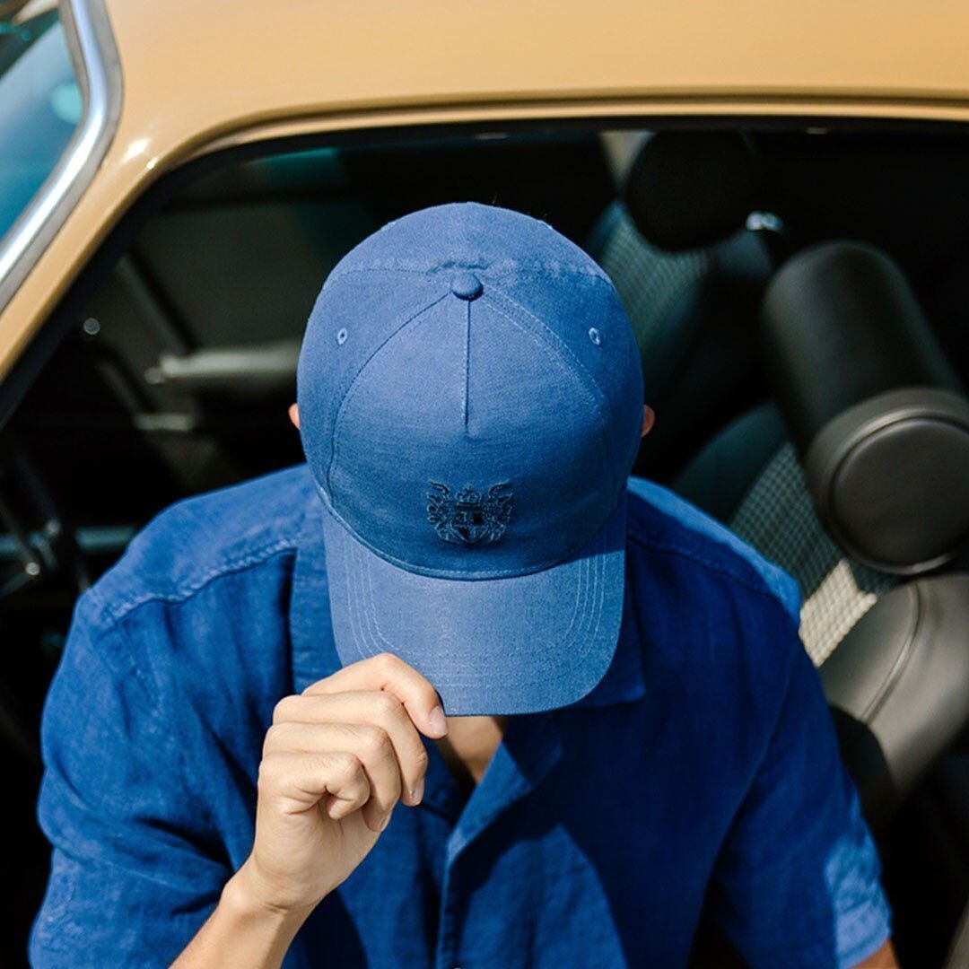 CLUB CAP · ROYAL