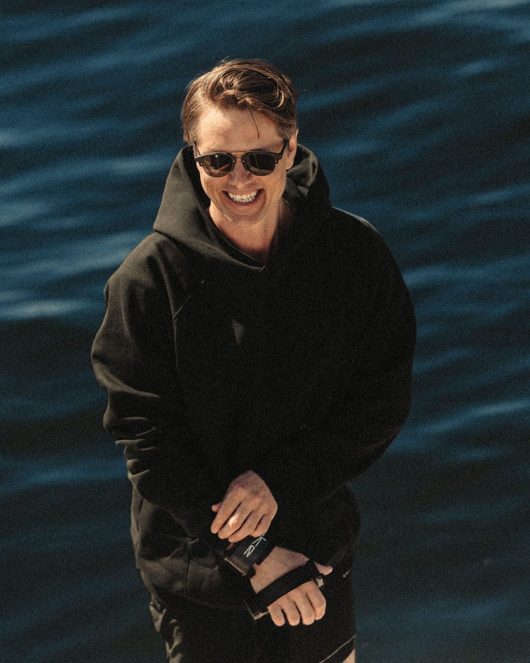 HOODIE · KANGAROO · BLACK